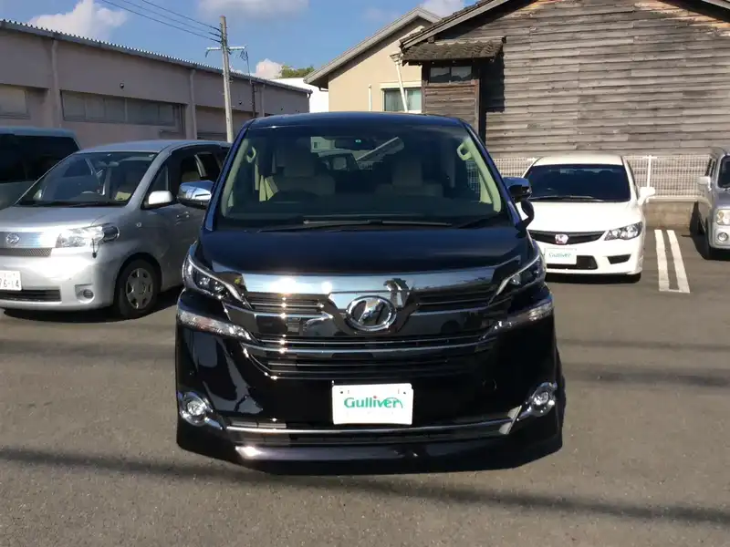 カタログ画像：ヴェルファイア（VELLFIRE） ３．５Ｖ Ｌ サイドリフトアップシート装着車 2015年1月 DBA-GGH30W 3500cc ブラック 燃費9.5km / l フロント