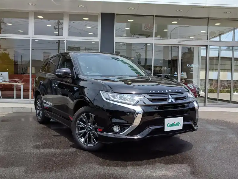 カタログ画像：アウトランダーＰＨＥＶ（OUTLANDER PHEV） Ｓエディション 2018年8月 5LA-GG3W 2400cc ルビーブラックパール 燃費16.4km / l メイン（その他）