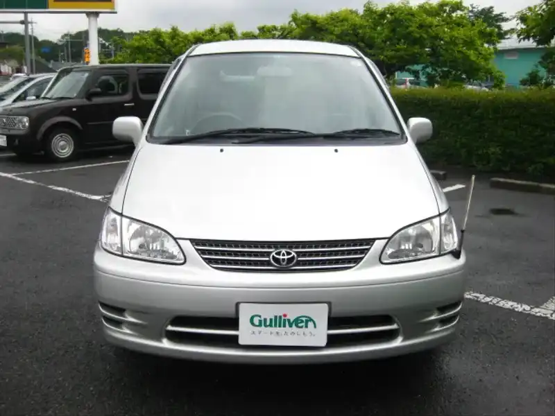 カタログ画像：カローラスパシオ（COROLLA SPACIO） スパシオ Ｇパッケージ ２－０－２ 1999年4月 GF-AE111N 1600cc シルバーメタリック 燃費13.2km / l  フロント