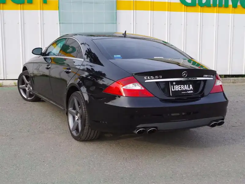 カタログ画像：ＣＬＳクラス（CLS-CLASS） ＣＬＳ６３ ＡＭＧ 2007年1月 DBA-219377 6300cc エメラルドブラック（Ｍ）orオブシディアンブラック（Ｍ） 燃費5.7km / l  バック