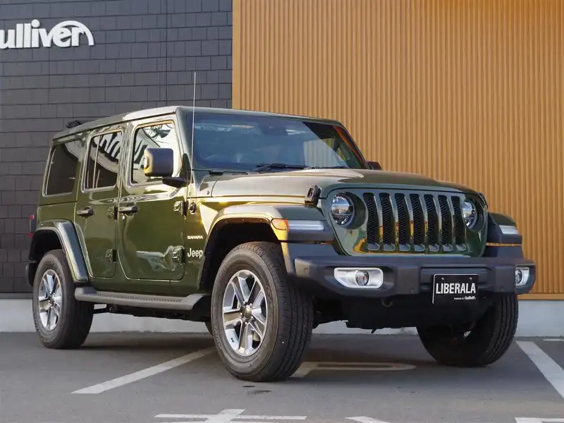 カタログ画像：ジープ・ラングラーアンリミテッド（JEEP WRANGLER UNLIMITED） サハラ スカイワンタッチパワートップ 2020年6月 ABA-JL20L 2000cc サージグリーン 燃費11.5km / l メイン