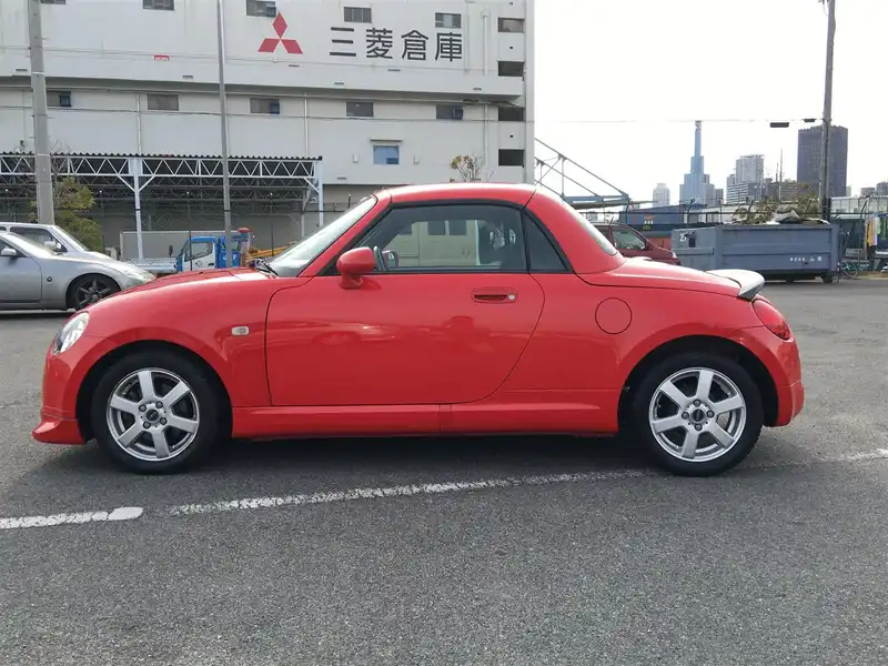 カタログ画像：コペン（COPEN） ２ｎｄアニバーサリーエディション 2004年6月 ABA-L880K 660cc ＤＣ・シャイニングレッド 燃費18.0km / l  外装