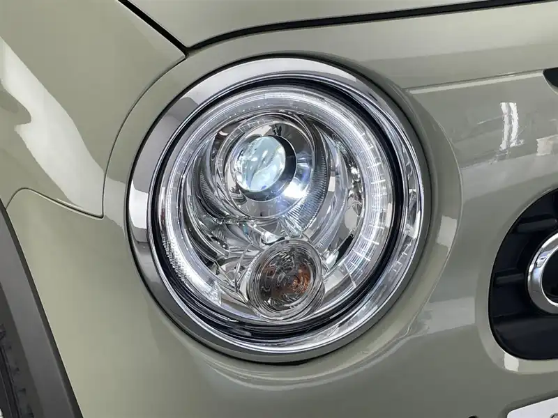 カタログ画像：アルトラパンＬＣ（ALTO LAPIN LC） Ｘ 2022年6月 5BA-HE33S 660cc トラッドカーキメタリック アーバンブラウン2トーンルーフorトラッドカーキメタリック ソフトベージュ2トーンルーフ 燃費26.2km / l 外装