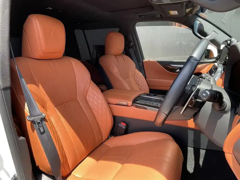 カタログ画像：ＬＸ（LX） ＬＸ６００ エグゼクティブ 2025年3月 3BA-VJA310W 3500cc ソニッククォーツ 燃費8.0km / l 内装