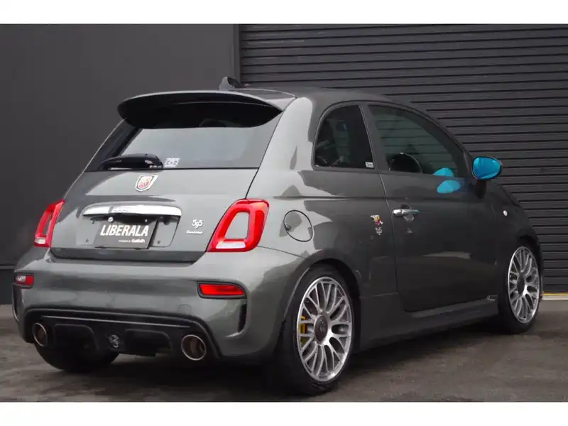 カタログ画像：アバルト５９５（ABARTH 595） ツーリズモ ＭＴリミテッド 2018年4月 ABA-31214T 1400cc グリージョトロフェオ 燃費13.0km / l バック