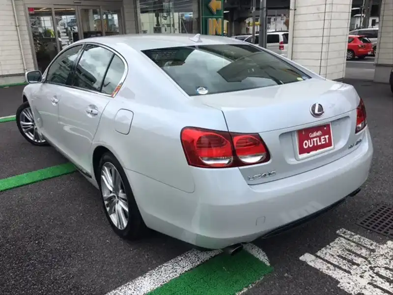 カタログ画像：ＧＳ（GS） ＧＳ４５０ｈ 2006年7月 DAA-GWS191 3500cc ホワイトパールクリスタルシャインorブルーイッシュパールクリスタルシャイン 燃費14.2km / l  バック