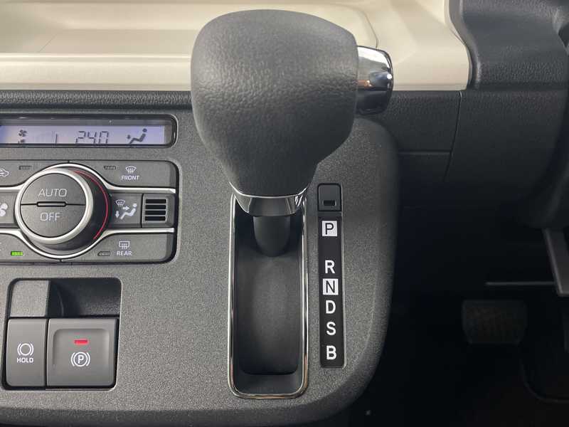 カタログ画像：ムーヴキャンバス（MOVE CANBUS） セオリーＧ 2025年6月 5BA-LA850S 660cc サンドベージュメタリック 燃費22.9km / l 内装