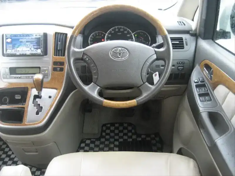 カタログ画像：アルファードＧ（ALPHARD G） ＡＸ 2007年6月 DBA-ANH15W 2400cc ホワイトパールクリスタルシャイン 燃費9.4km / l  内装