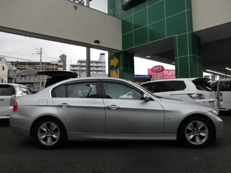 カタログ画像：３シリーズ（3 SERIES） ３３０Ｃｉ Ｍスポーツパッケージ 2006年9月 GH-AV30 3000cc 燃費9.2km / l  外装