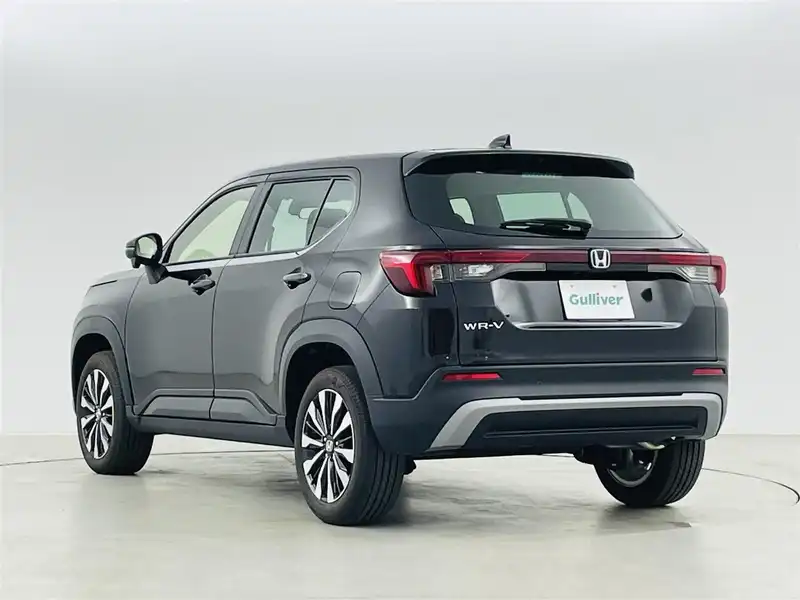 カタログ画像：ＷＲ－Ｖ（WR-V） Ｚ 2025年3月 5BA-DG5 1500cc クリスタルブラック・パール 燃費16.2km / l バック