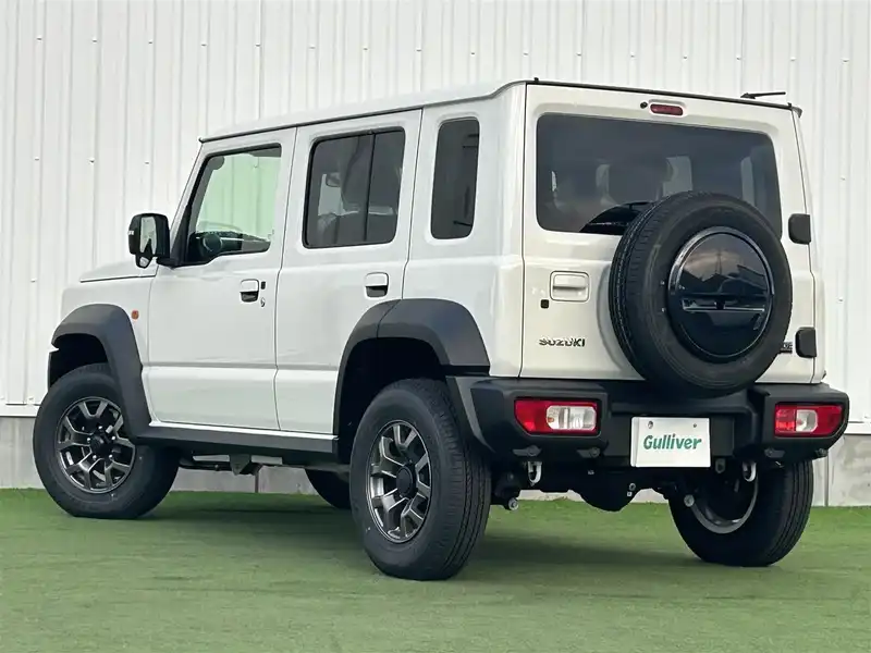カタログ画像：ジムニー（JIMNY） ＸＧ 2025年11月 3BA-JB64W 660cc 燃費14.3km / l バック
