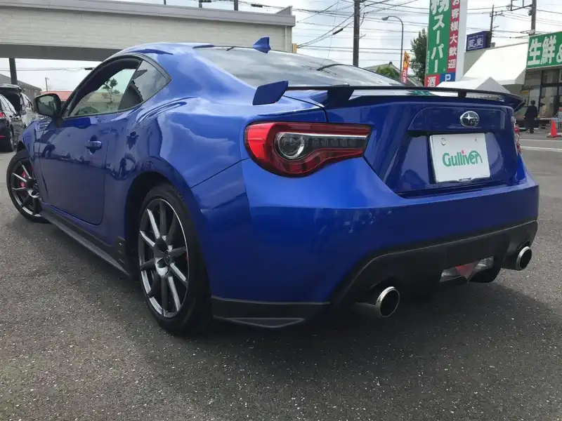 10120910 | カタログ画像：ＢＲＺ（BRZ） ＧＴ 2019年4月 4BA-ZC6 2000cc ＷＲブルー・パール バック