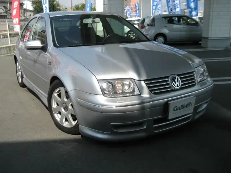 カタログ画像：ボーラ（BORA） Ｖ６ ４モーション 2000年11月 GF-1JAUEF 2800cc リフレックスシルバーメタリック 燃費10.0km / l  メイン