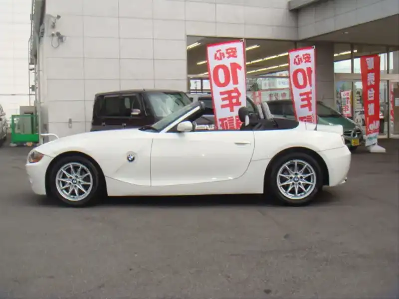 カタログ画像：Ｚ４（Z4） ２．２ｉ 2005年9月 GH-BT22 2200cc アルピン・ホワイトIII（ソリッド・カラー） 燃費9.5km / l  外装