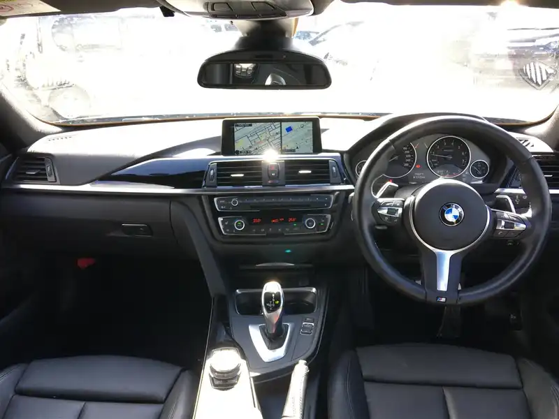 カタログ画像：４シリーズ（4 SERIES） ４２０ｉ ｘＤｒｉｖｅグランクーペ Ｍスポーツ 2014年6月 DBA-4A20 2000cc 内装