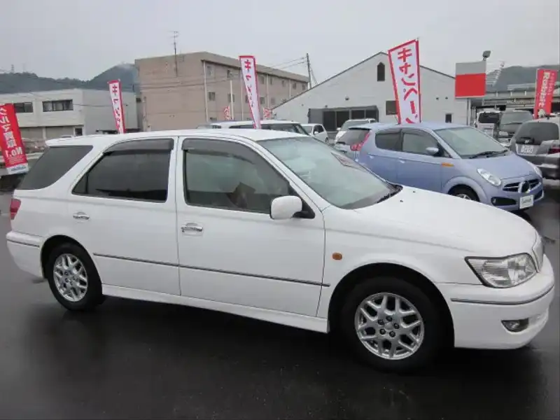 カタログ画像：ビスタアルデオ（VISTA ARDEO） ２００Ｇ 2001年8月 TA-AZV50G 2000cc スーパーホワイトII 燃費15.2km / l  外装