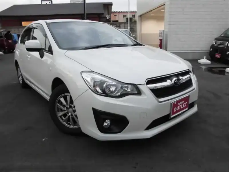 カタログ画像：インプレッサスポーツ（IMPREZA SPORTS） １．６ｉ－Ｌ 2014年4月 DBA-GP2 1600cc サテンホワイト・パール 燃費17.6km / l メイン（その他）