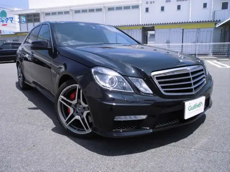 カタログ画像：Ｅクラス（E-CLASS） Ｅ６３ ＡＭＧ 2010年8月 CBA-212077 6300cc ブラック（Ｓ）orオブシディアンブラック（Ｍ） 燃費6.1km / l  メイン（その他）