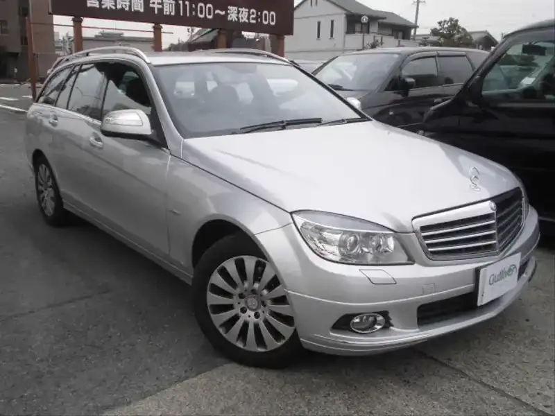 カタログ画像：Ｃクラスステーションワゴン（C-CLASS STATIONWAGON） Ｃ２００コンプレッサー ステーションワゴン エレガンス 2008年10月 DBA-204241 1800cc キューバナイトシルバーorイリジウムシルバー 燃費11.2km / l  メイン（その他）