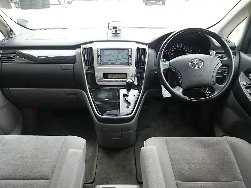 カタログ画像：アルファードＧ（ALPHARD G） ＡＳ リミテッド・デュアルＡＶＮスペシャル 2005年9月 DBA-ANH10W 2400cc ブラックマイカ 燃費9.7km / l  内装