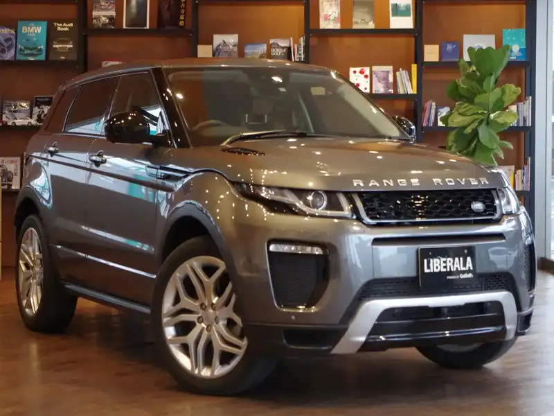 カタログ画像：レンジローバーイヴォーク（RANGE ROVER EVOQUE） ＨＳＥダイナミック 2016年9月 CBA-LV2A 2000cc スコシア・グレイorコリス・グレイ 燃費10.6km / l メイン