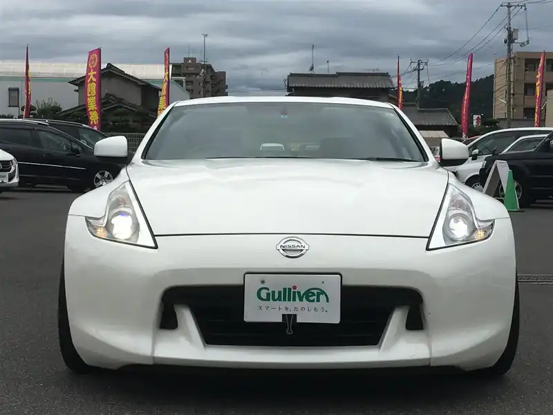 カタログ画像：フェアレディＺ（FAIRLADY Z） ベースグレード 2008年12月 CBA-Z34 3700cc ブリリアントホワイトパール（３Ｐ） 燃費9.8km / l  フロント