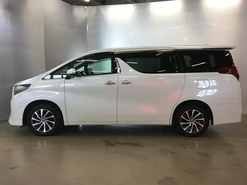 カタログ画像：アルファードハイブリッド（ALPHARD HYBRID） ハイブリッド エグゼクティブラウンジ 2015年1月 DAA-AYH30W 2500cc ラグジュアリーホワイトパールクリスタルシャインガラスフレークorホワイトパールクリスタルシャイン 燃費18.4km / l 外装