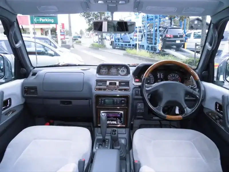 カタログ画像：パジェロ（PAJERO） ミッドルーフワイド エクシード 1997年5月 KD-V46WG 2800cc ソフィアホワイト／サテライトシルバー・２トーン 内装