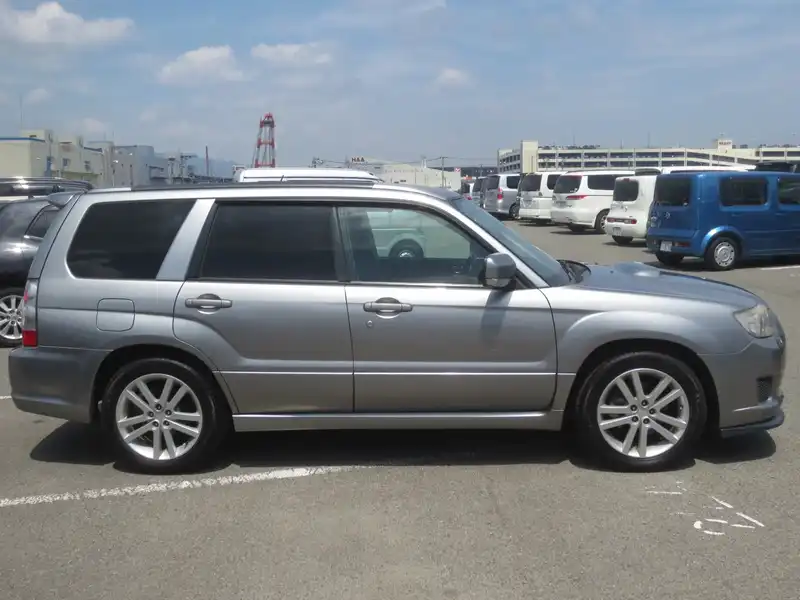 カタログ画像：フォレスター（FORESTER） クロススポーツ２．０Ｔ 2005年12月 TA-SG5 2000cc 燃費12.2km / l  外装