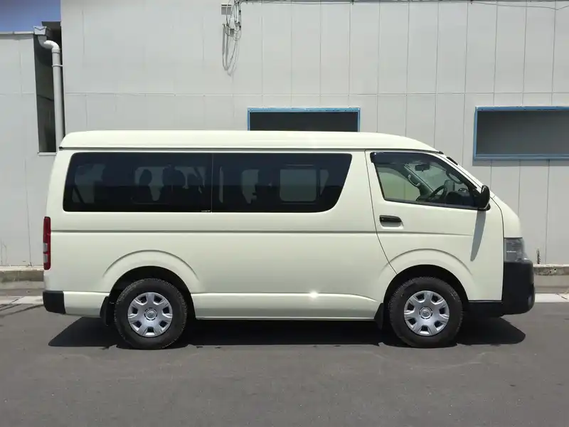 カタログ画像：ハイエースワゴン（HIACE WAGON） ＤＸ 2017年12月 CBA-TRH214W 2700cc ライトイエロー 燃費9.7km / l 外装