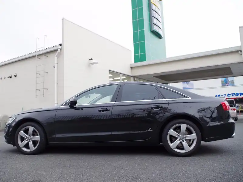 カタログ画像：Ａ６（A6） ２．０ＴＦＳＩ 2014年8月 DBA-4GCDN 2000cc ファントムブラックパールエフェクト 燃費14.8km / l 外装