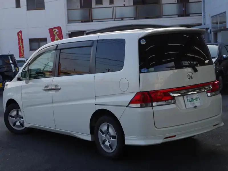 カタログ画像：ステップワゴン（STEPWAGON） Ｇ Ｓパッケージ 2007年2月 DBA-RG2 2000cc プレミアムホワイト・パール 燃費11.6km / l  外装