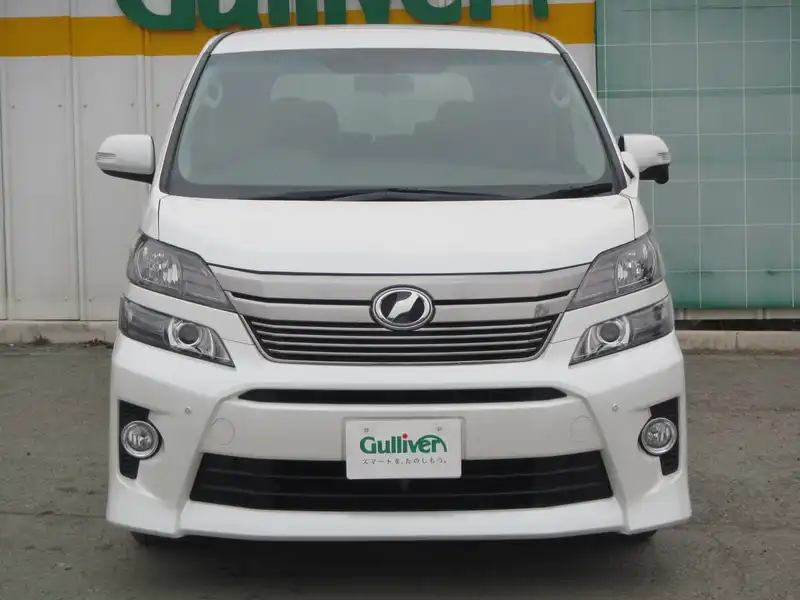 カタログ画像：ヴェルファイア（VELLFIRE） ３．５Ｚ 2011年11月 DBA-GGH20W 3500cc ホワイトパールクリスタルシャイン 燃費9.3km / l フロント