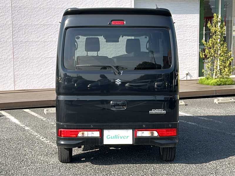 カタログ画像：エブリイワゴン（EVERY WAGON） ＰＺターボ 標準ルーフ 2024年2月 3BA-DA17W 660cc ブルーイッシュブラックパール３ 燃費15.1km / l バック