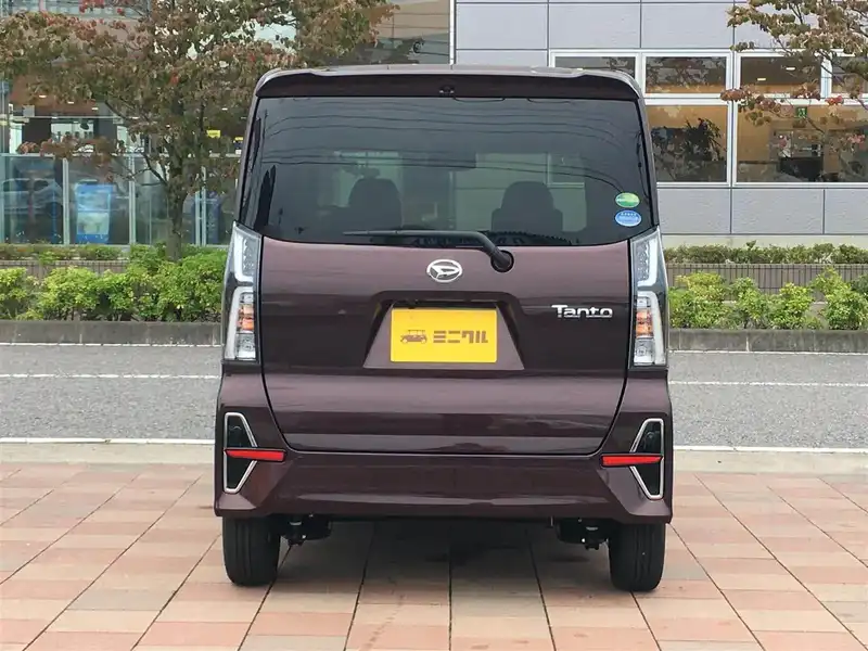 カタログ画像：タント（TANTO） カスタムＸスタイルセレクション 2021年9月 6BA-LA650S 660cc プラムブラウンクリスタルマイカ 燃費21.0km / l バック