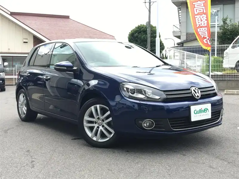 カタログ画像：ゴルフ（GOLF） ＴＳＩコンフォートラインプレミアムエディション 2011年8月 DBA-1KCAX 1400cc シャドーブルーメタリック 燃費16.4km / l  メイン（その他）