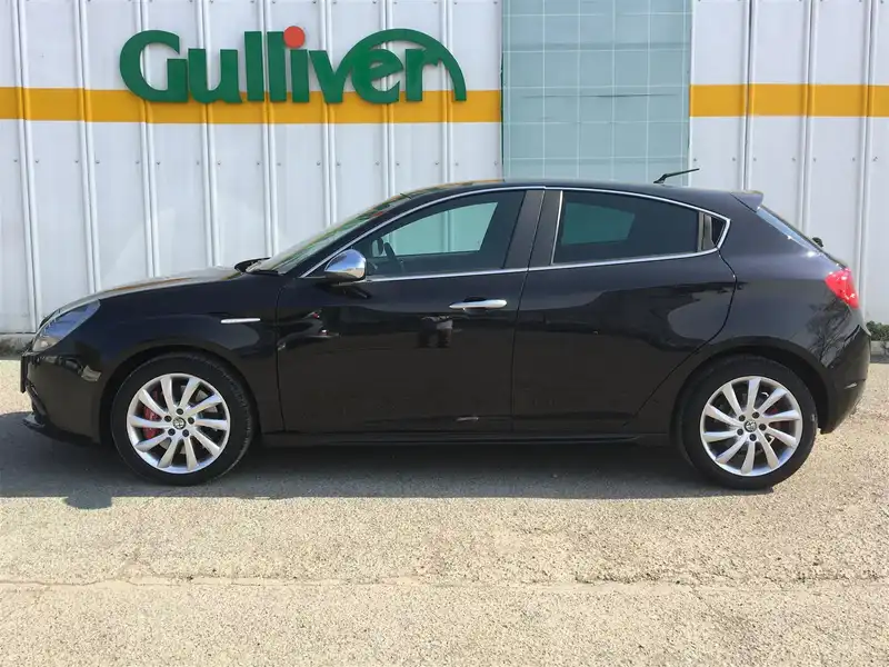 10088963 | カタログ画像：ジュリエッタ（GIULIETTA） コンペティツィオーネ 2014年4月 ABA-940141 1400cc エトナブラック 外装