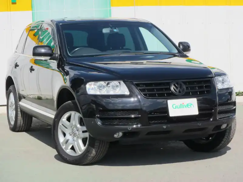 10028801 | カタログ画像：トゥアレグ（TOUAREG） Ｖ６ ＣＤＣエアサスペンション装着車 2004年8月 GH-7LBMVA 3200cc ブラックマジックパールエフェクト メイン