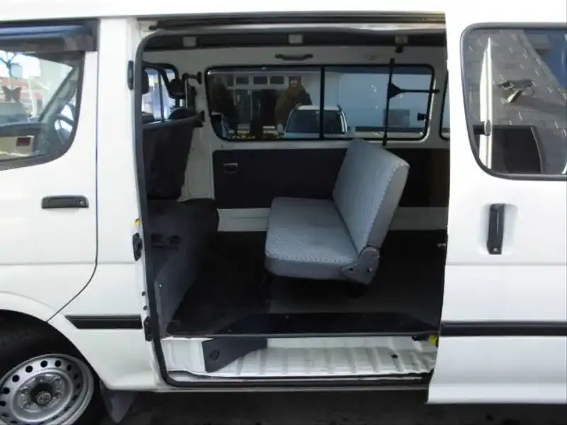 カタログ画像：ハイエースバン（HIACE VAN） ＤＸ ＧＬパッケージ仕様車 2002年8月 KG-LH182K 3000cc ホワイト 内装