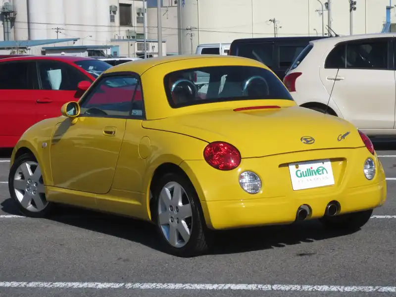 カタログ画像：コペン（COPEN） ２ｎｄアニバーサリーエディション 2004年6月 ABA-L880K 660cc ＤＣ・ジョーヌイエロー 燃費15.2km / l  バック