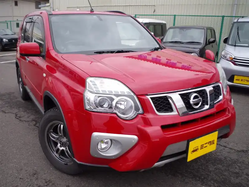 カタログ画像：エクストレイル（X-TRAIL） ２０Ｘ エクストリーマーＸ 2013年1月 DBA-NT31 2000cc バーニングレッド メイン（その他）