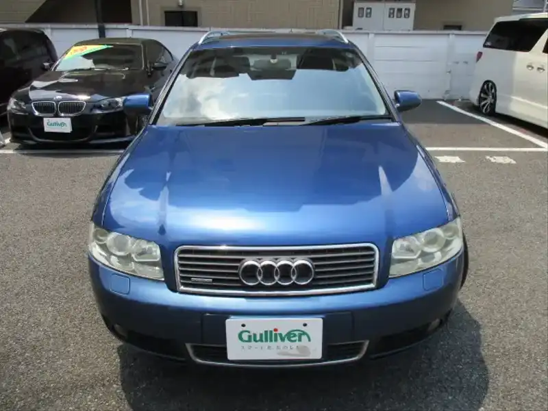 カタログ画像：Ａ４アバント（A4 AVANT） １．８ＴクワトロＳＥ 2004年2月 GH-8EAMBF 1800cc モーリシャスブルーパールエフェクト 燃費9.7km / l  フロント