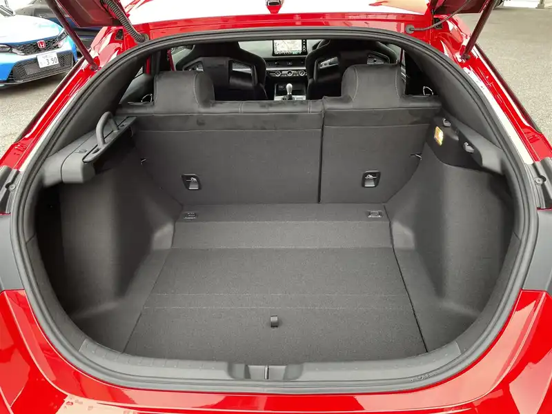 カタログ画像：シビック（CIVIC） タイプＲ レーシングブラックパッケージ 2025年1月 6BA-FL5 2000cc フレームレッド 燃費12.5km / l 内装