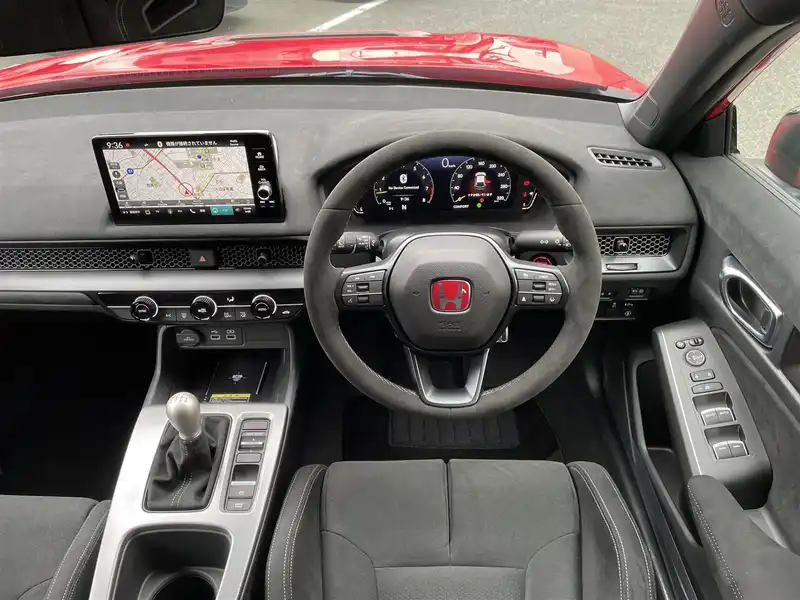 カタログ画像：シビック（CIVIC） タイプＲ レーシングブラックパッケージ 2025年1月 6BA-FL5 2000cc フレームレッド 燃費12.5km / l 内装