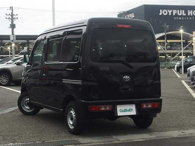 カタログ画像：ピクシスバン（PIXIS VAN） デラックス 2016年10月 EBD-S331M 660cc ブラックマイカメタリック 燃費16.0km / l バック