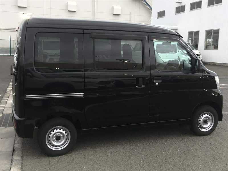 カタログ画像：ピクシスバン（PIXIS VAN） デラックス 2016年10月 EBD-S331M 660cc ブラックマイカメタリック 燃費16.0km / l 外装