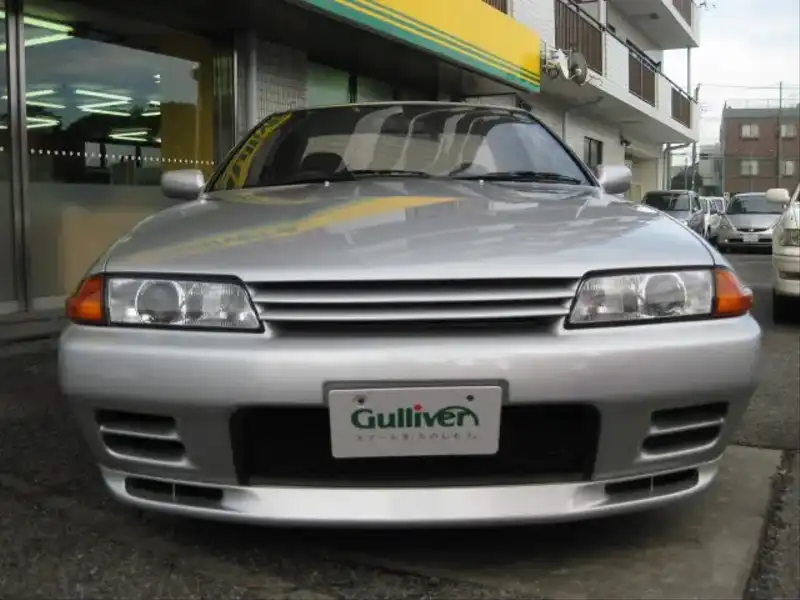 1501471 | カタログ画像：スカイライン（SKYLINE） ＧＴ－Ｒ 1993年8月 E-BNR32 2600cc スパークシルバーメタリック（スーパーファインコーティング） フロント