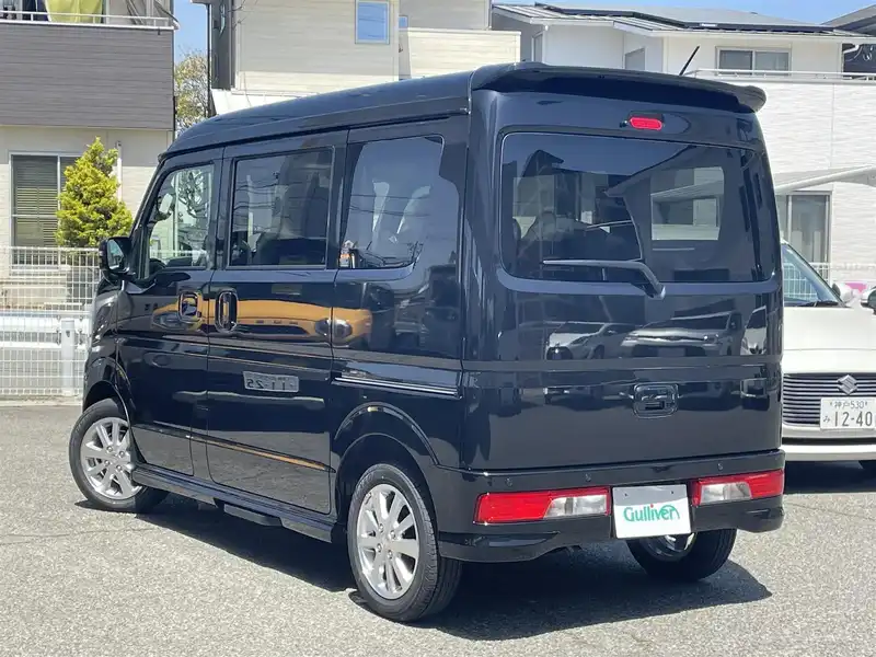 カタログ画像：エブリイワゴン（EVERY WAGON） ＰＺターボスペシャル 標準ルーフ 2024年2月 3BA-DA17W 660cc ブルーイッシュブラックパール３ 燃費15.1km / l バック