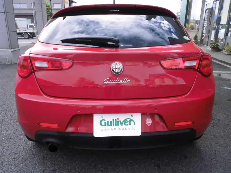 10073841 | カタログ画像：ジュリエッタ（GIULIETTA） コンペティツィオーネ 2012年2月 ABA-94014 1400cc アルファレッド バック