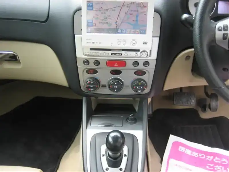 カタログ画像：アルファ１４７（ALFA 147） ２．０ ツインスパーク 2005年4月 GH-937AB 2000cc ポーラホワイト（ソリッドカラー） 燃費9.5km / l  内装